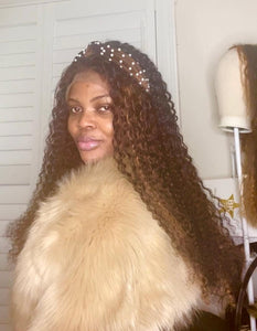 Beyoncé Color curly
